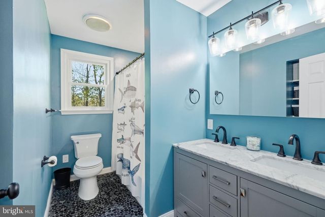 5 CANAL RUN E, Washington Crossing, PA 18977