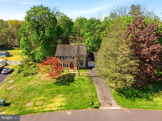 5 CANAL RUN E, Washington Crossing, PA 18977