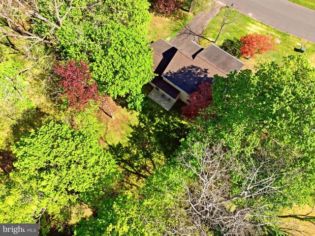 5 CANAL RUN E, Washington Crossing, PA 18977