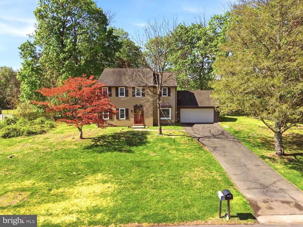 5 CANAL RUN E, Washington Crossing, PA 18977