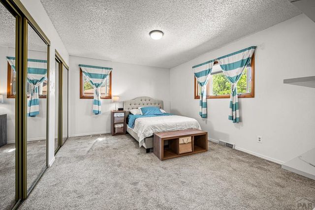 2132 Chautard Dr, Pueblo, CO 81005