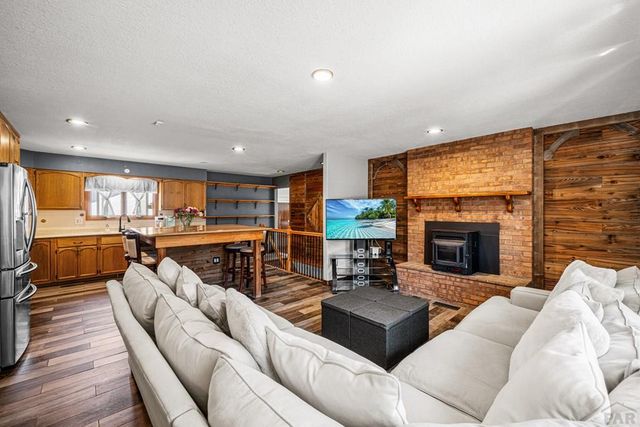 2132 Chautard Dr, Pueblo, CO 81005