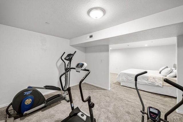 2132 Chautard Dr, Pueblo, CO 81005