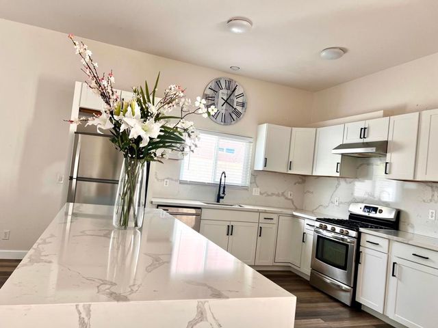 9762 Palm Drive, Desert Hot Springs, CA 92240