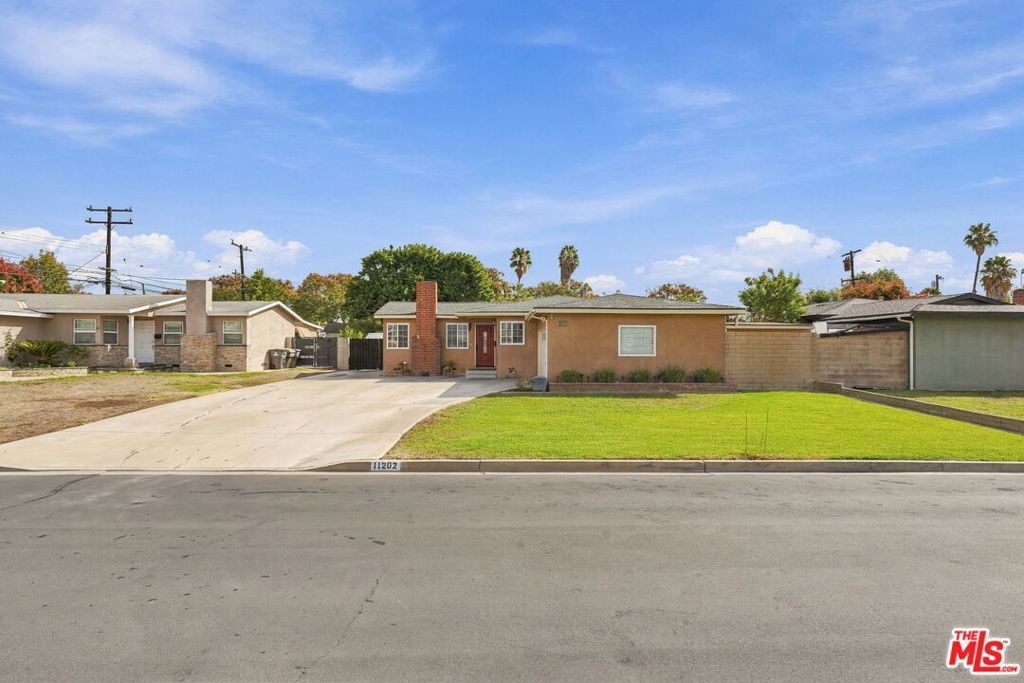 11202 Loara Street, Garden Grove, CA 92840 — photo 4