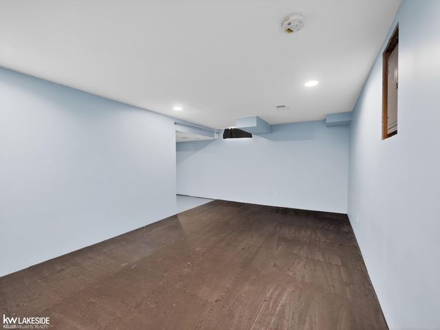 38951 E Golfview Drive, Clinton Township, MI 48038