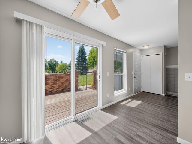 38951 E Golfview Drive, Clinton Township, MI 48038