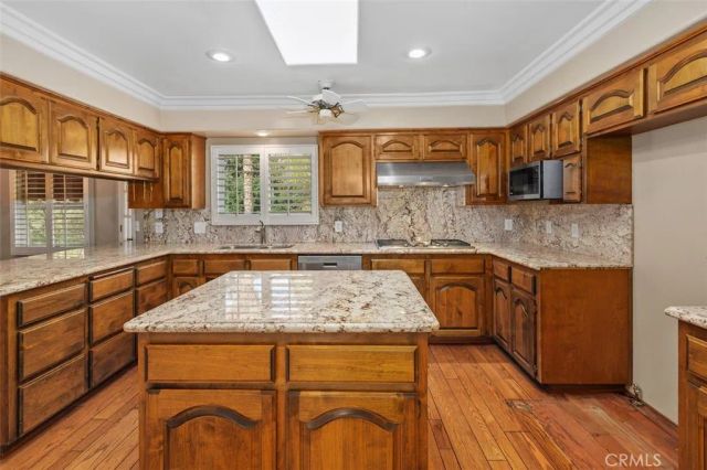 1370 Oak Street, Redlands, CA 92373