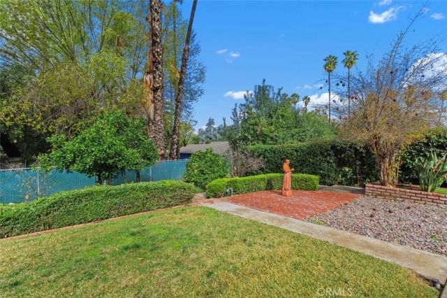 1370 Oak Street, Redlands, CA 92373