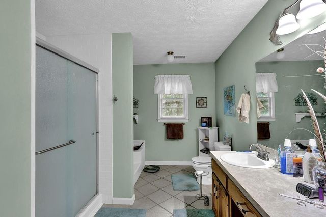 5127 Jay Creek Road, Oakwood, GA 30566