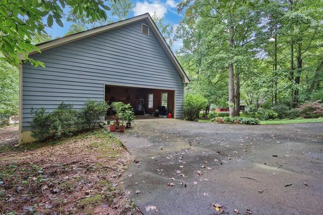 5127 Jay Creek Road, Oakwood, GA 30566