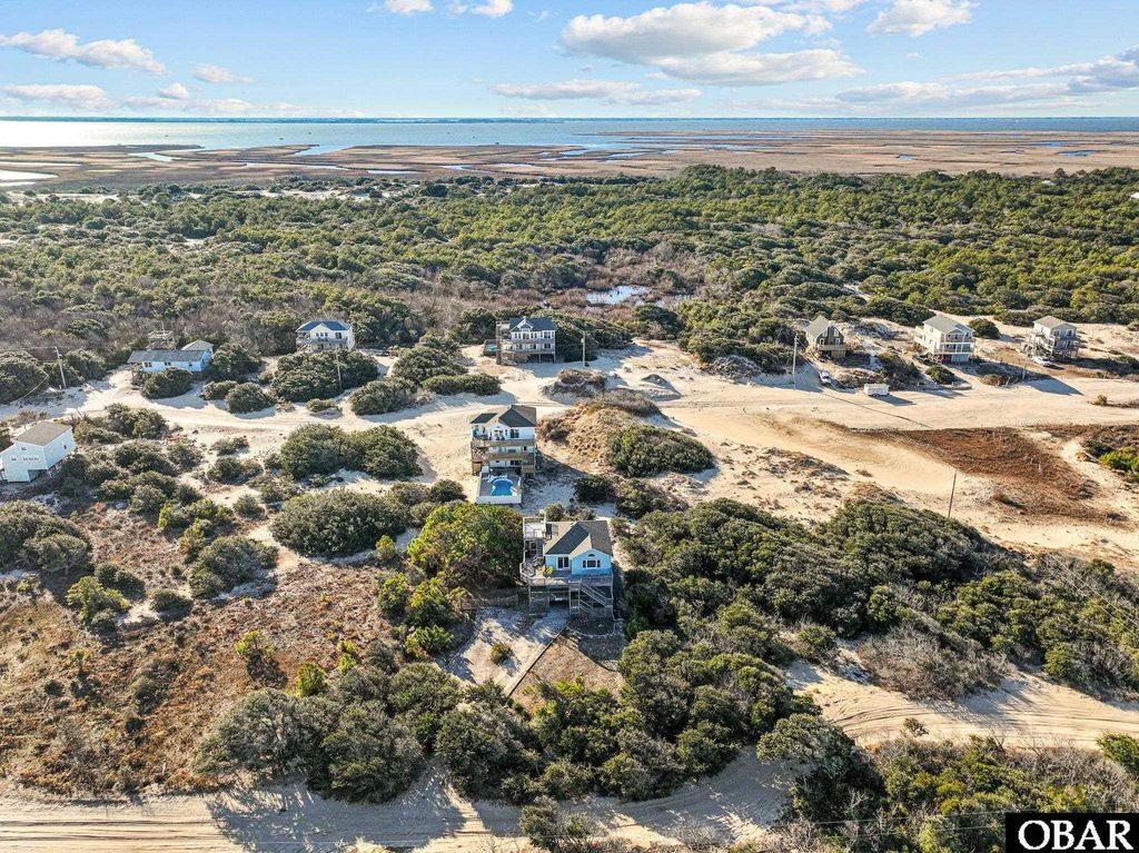 Image 10 of property listing at 1620 Sandpiper Road Lot 2, Corolla, NC 27927