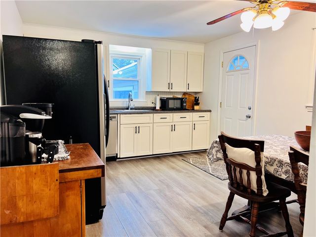 76 Edmonton Road, Rochester, NY 14609