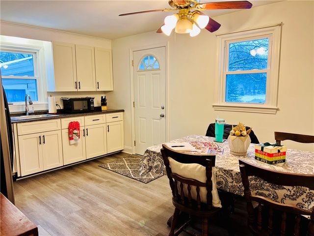 76 Edmonton Road, Rochester, NY 14609