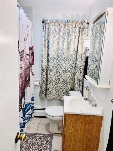 76 Edmonton Road, Rochester, NY 14609