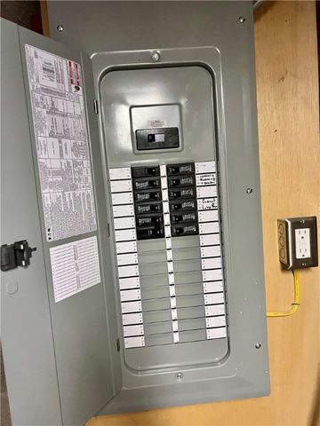 76 Edmonton Road, Rochester, NY 14609