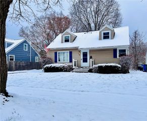 76 Edmonton Road, Rochester, NY 14609