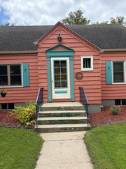 213 Cherry Street NW, Bertha, MN 56437