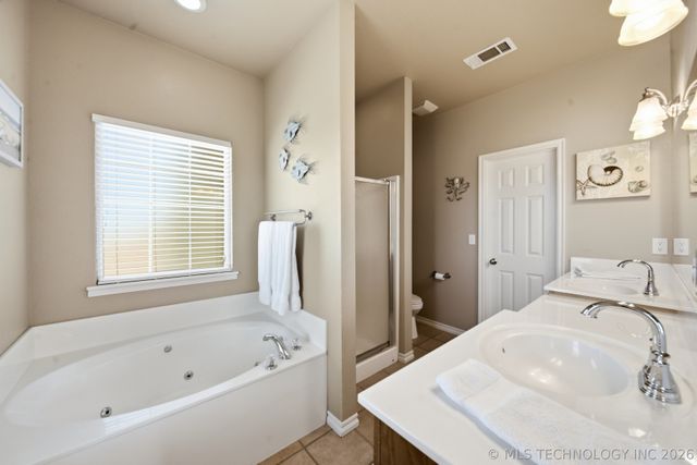 18435 N Jamestown Avenue, Skiatook, OK 74070