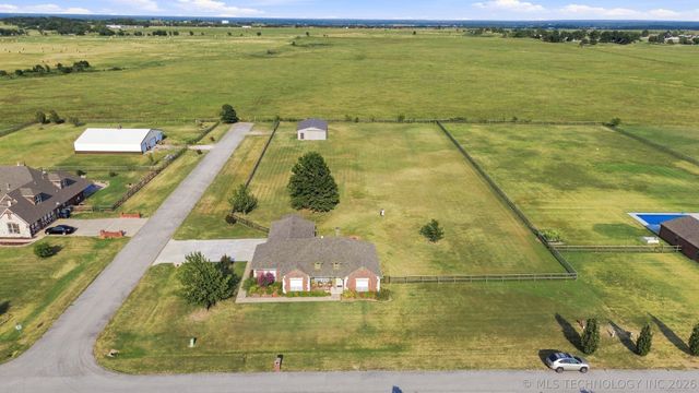 18435 N Jamestown Avenue, Skiatook, OK 74070
