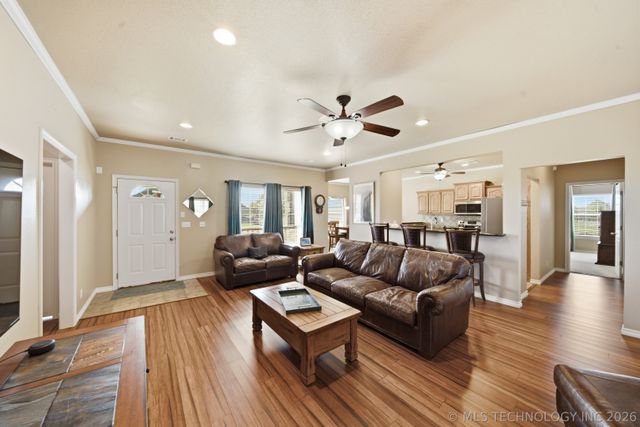 18435 N Jamestown Avenue, Skiatook, OK 74070