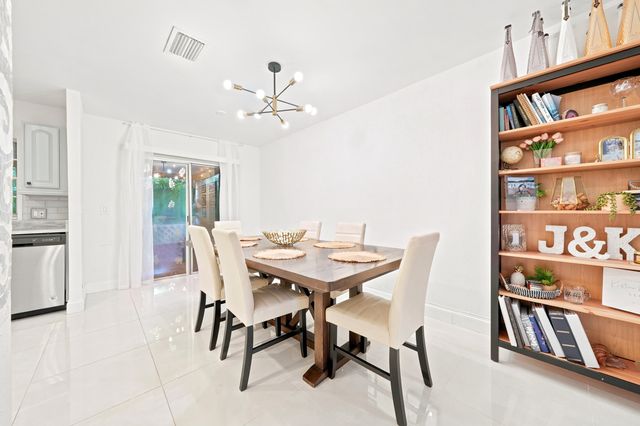 8026 SW 20TH Court, Davie, FL 33324