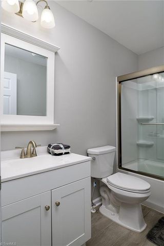 5425 Davis Road, Walkertown, NC 27105