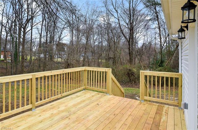 5425 Davis Road, Walkertown, NC 27105