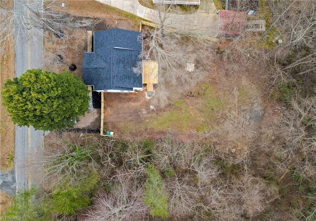 5425 Davis Road, Walkertown, NC 27105