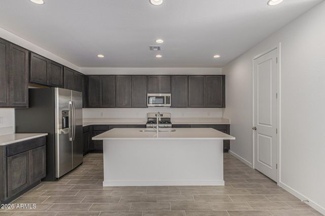 12361 W PARKWAY Lane, Avondale, AZ 85323