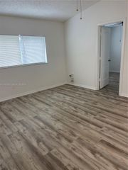 3670 N 56th Ave 724, Hollywood, FL 33021