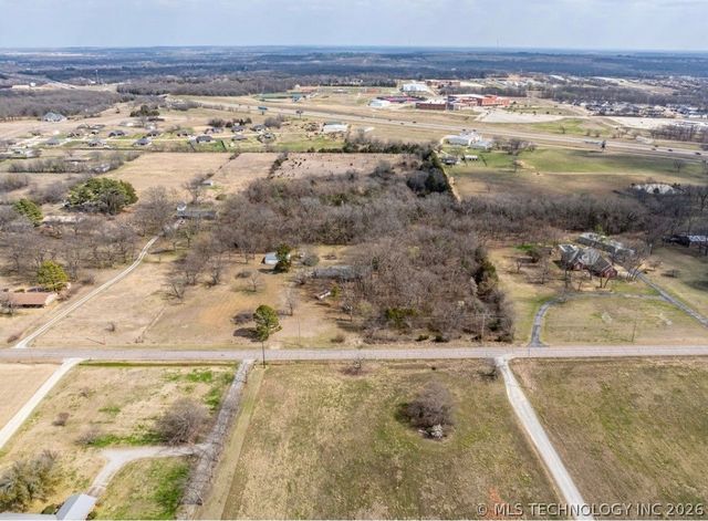 4134 N Washington, Durant, OK 74701