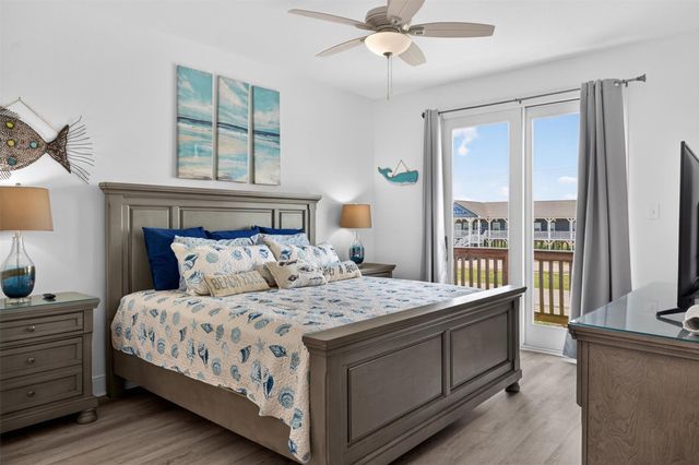 145 Belanger Avenue, Surfside Beach, TX 77541