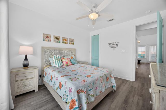 145 Belanger Avenue, Surfside Beach, TX 77541