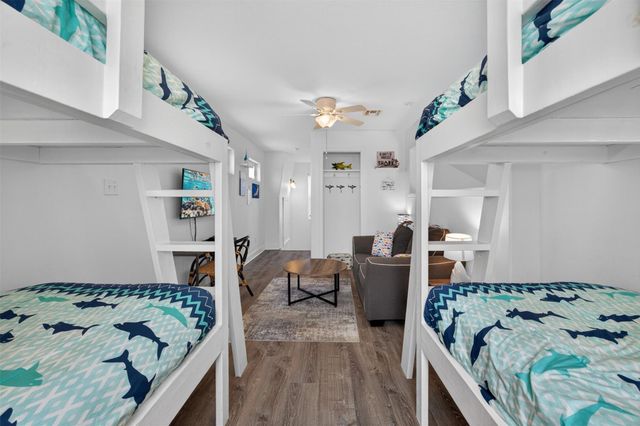 145 Belanger Avenue, Surfside Beach, TX 77541