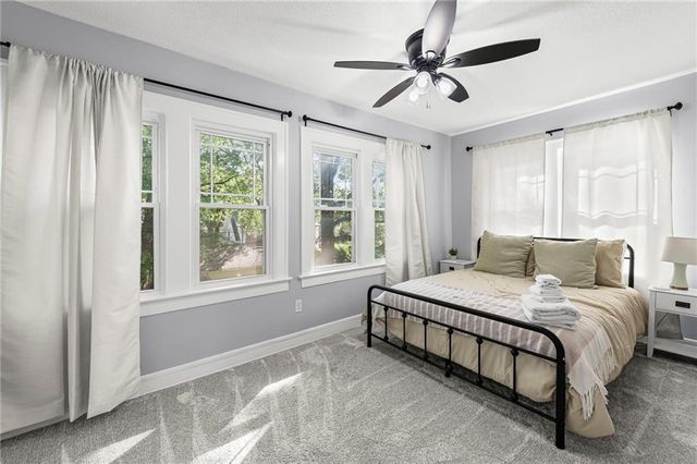 6415 Baltimore Avenue, Kansas City, MO 64113