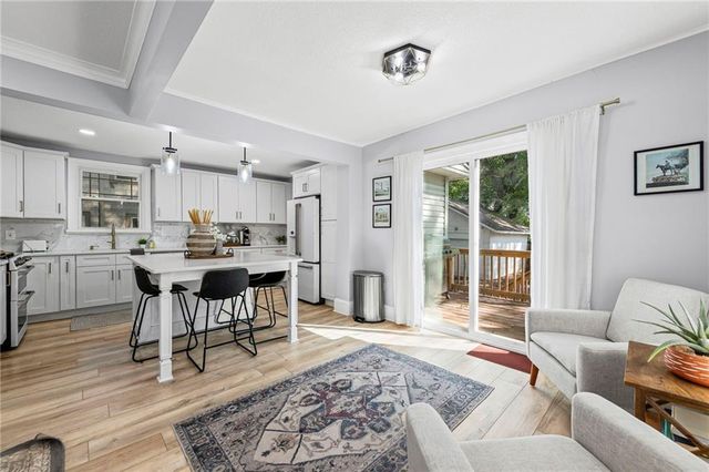 6415 Baltimore Avenue, Kansas City, MO 64113