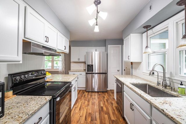 1301 31st PLACE S, La Crosse, WI 54601
