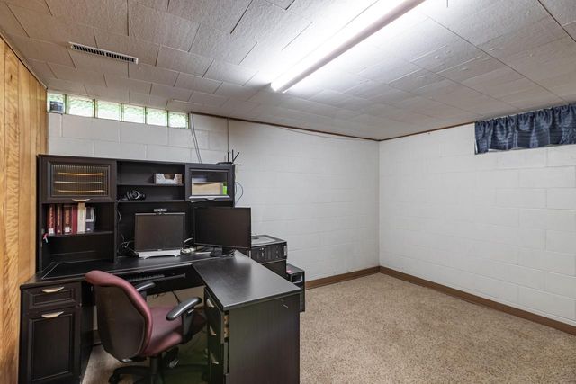 1301 31st PLACE S, La Crosse, WI 54601