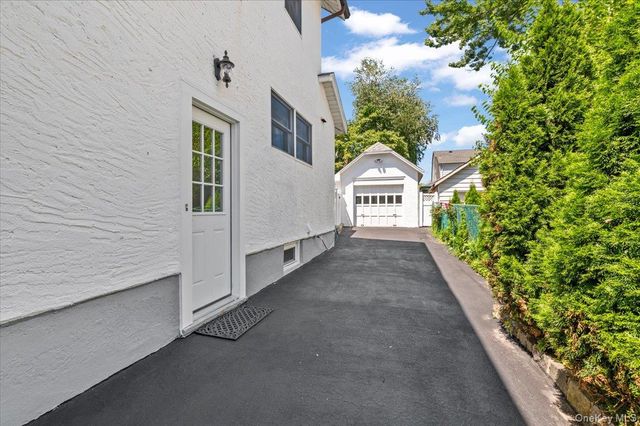 17 Cypress Avenue, Port Washington, NY 11050