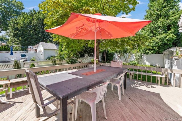 17 Cypress Avenue, Port Washington, NY 11050