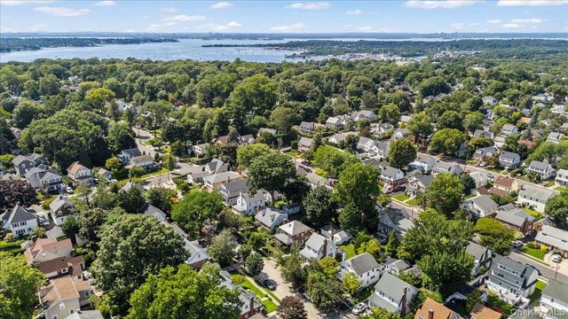 17 Cypress Avenue, Port Washington, NY 11050