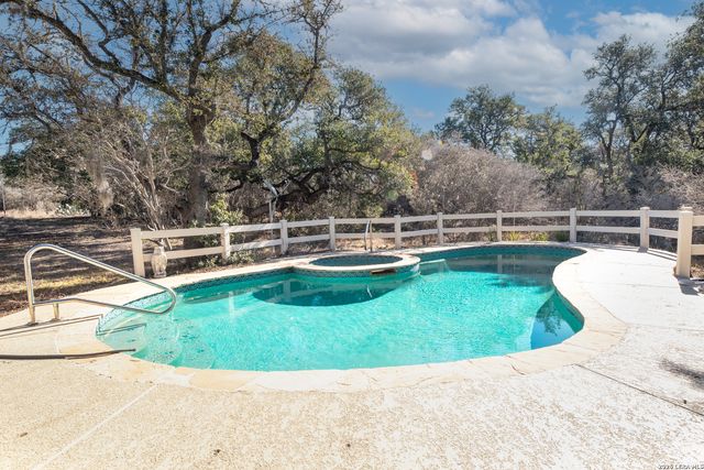 181 Spring, Spring Branch, TX 78070