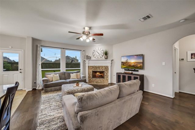 32011 Casa Linda Drive, Hockley, TX 77447