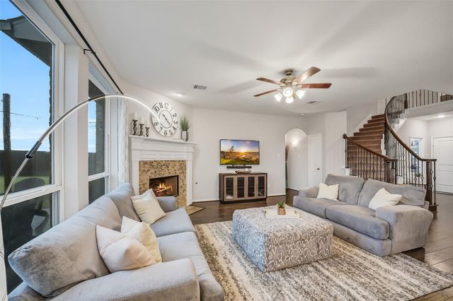 32011 Casa Linda Drive, Hockley, TX 77447