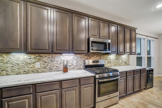 32011 Casa Linda Drive, Hockley, TX 77447