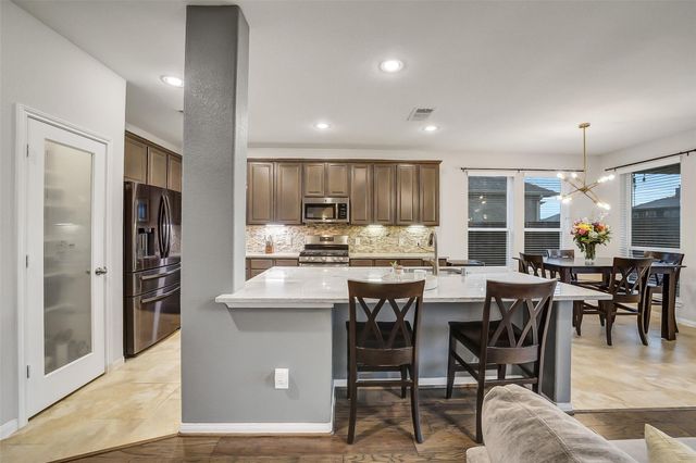 32011 Casa Linda Drive, Hockley, TX 77447
