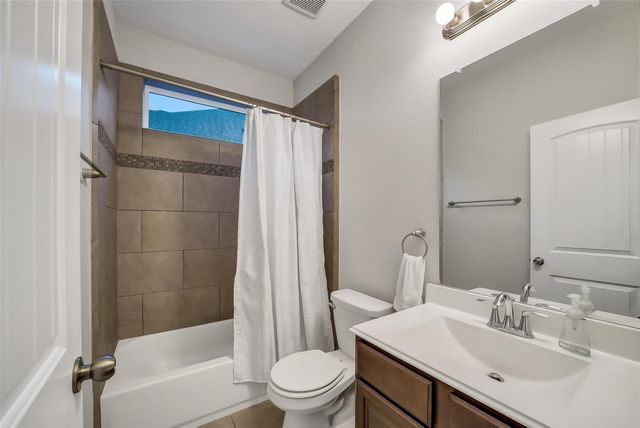 32011 Casa Linda Drive, Hockley, TX 77447