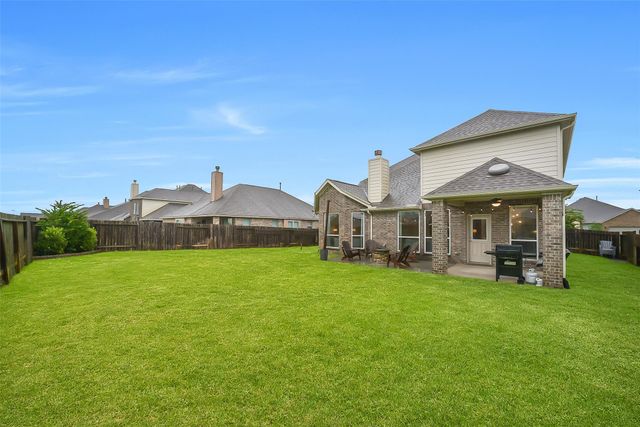 32011 Casa Linda Drive, Hockley, TX 77447