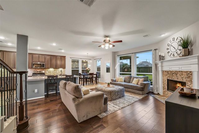 32011 Casa Linda Drive, Hockley, TX 77447